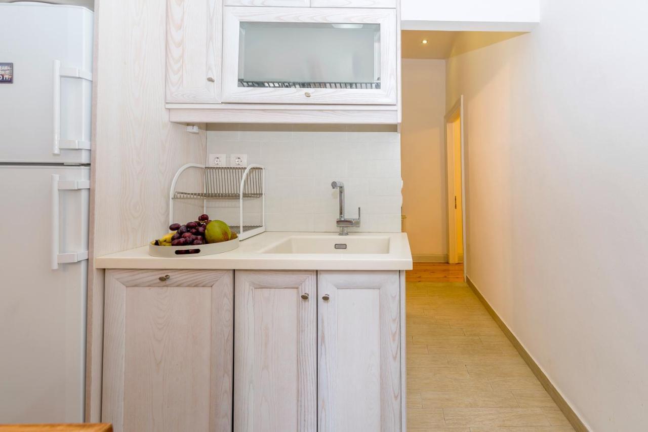 Ampio Cantone Apartment *